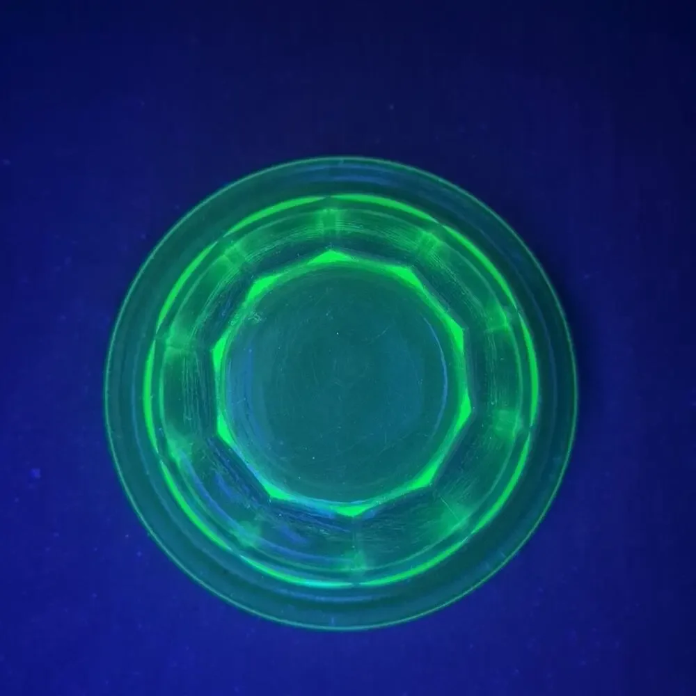 Vintage Hazel Atlas Rest Well Uranium Green Depression Glass Mixing Bowl 6 1/2